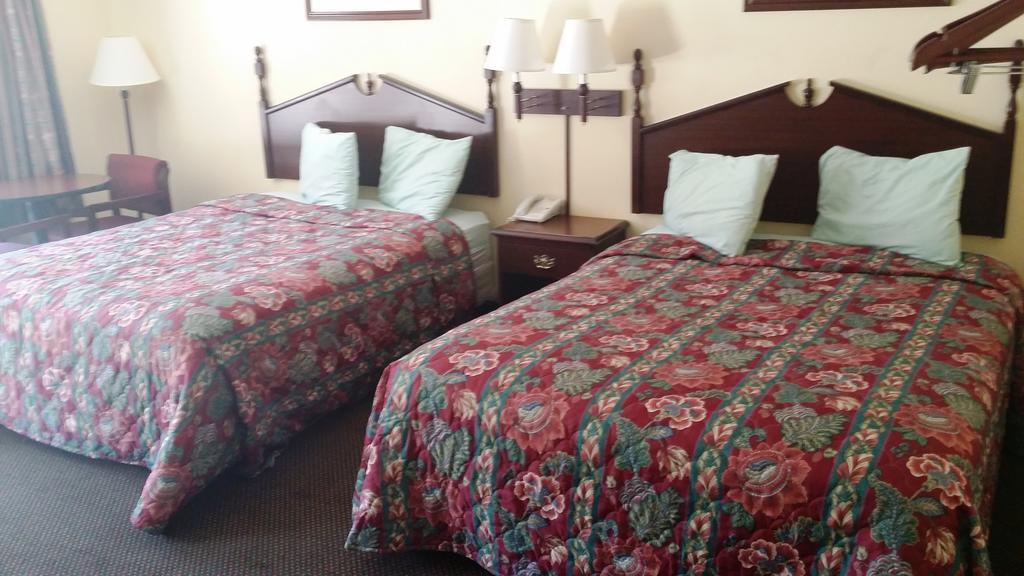 Scottish Inn Maggie Valley Room photo