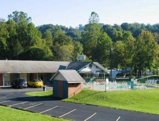 Scottish Inn Maggie Valley Exterior photo